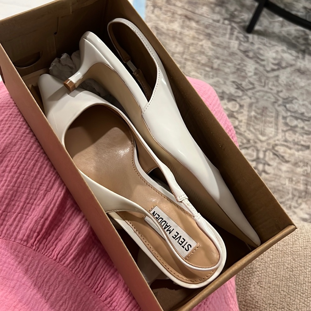 Steve Madden White Wedding Heels brand new in Box
